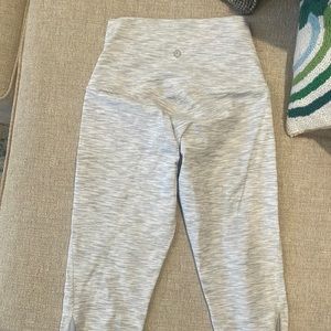 Like new Lululemon yoga pants